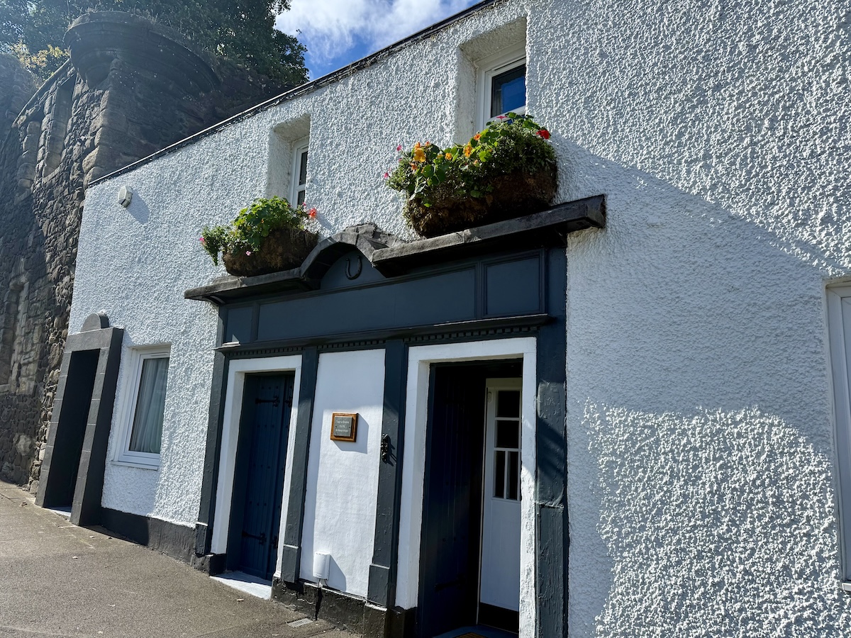Taigh a Ghobha 'The Smithy' - advance booking by telephone only or alternatively through Airbnb.